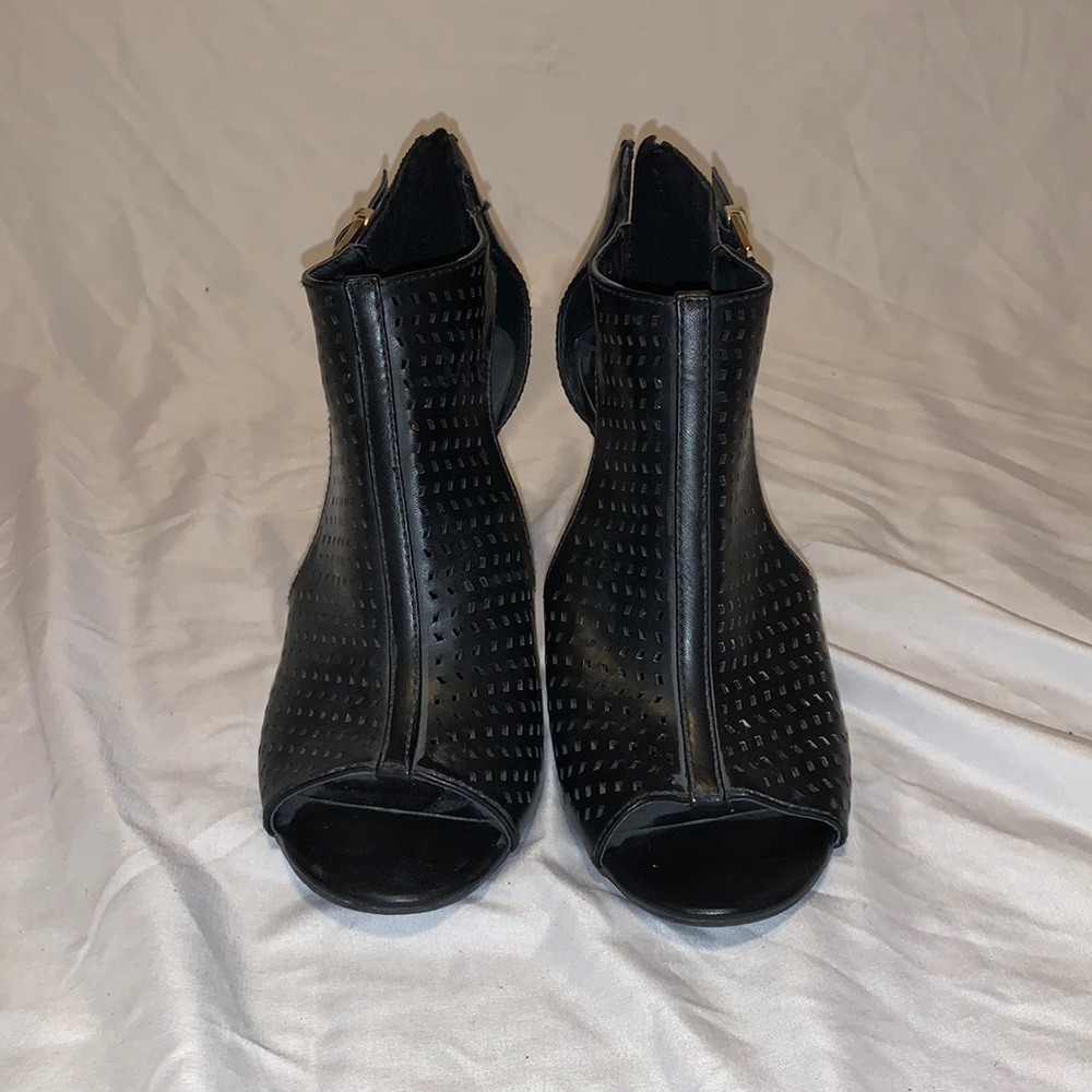 black booties